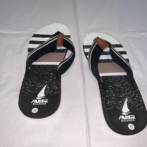 Air Balance Flip Flops